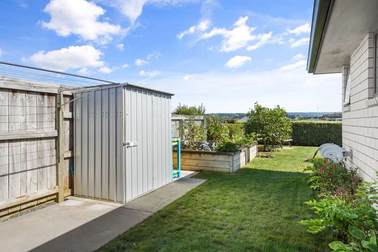 10/4 Greystone Place Omokoroa_18