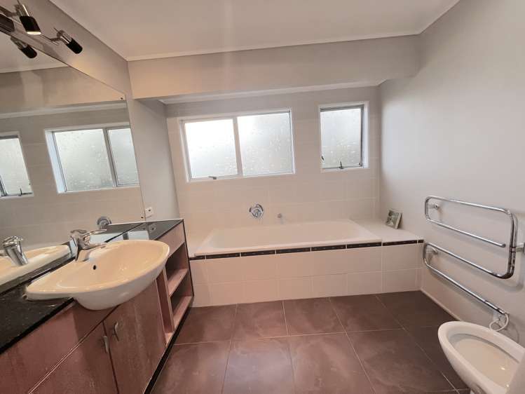 36a Pyatt Crescent Saint Johns_7