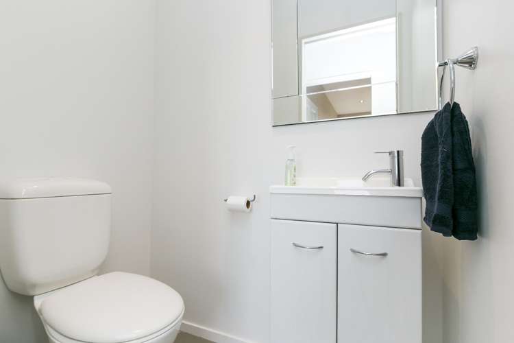 67 Erlestoke Crescent Churton Park_16