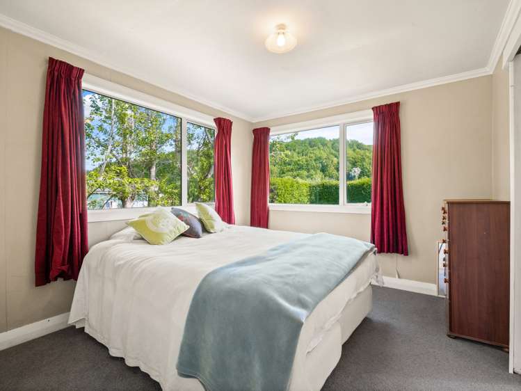 52 Irvine Street Lawrence_7