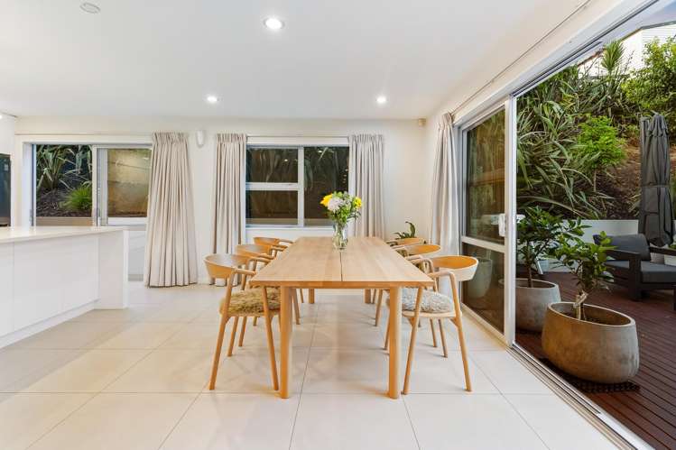 6 Tuatini Place Long Bay_7