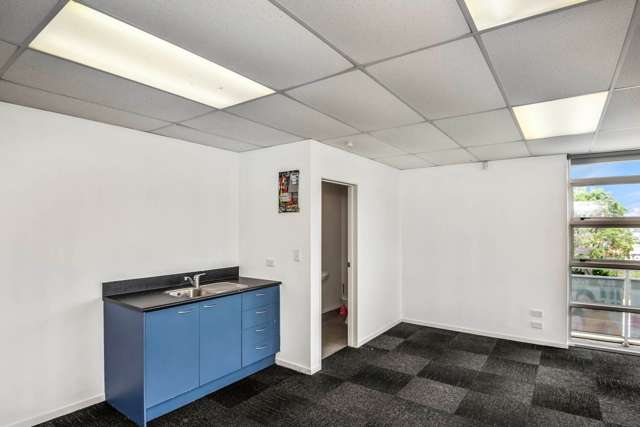 Unit 2/6 Rosedale Road Windsor Park_3