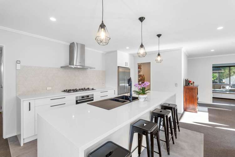 158 Harris Drive Silverdale_2