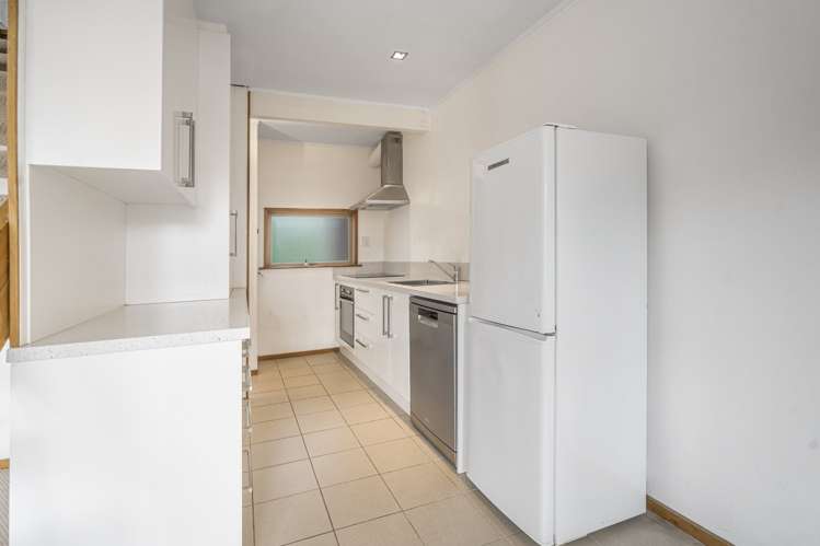 11/49 Curran Street 1685_2