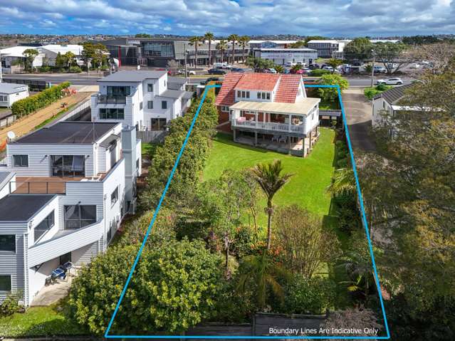 1950's Character, Sea views & Prime Location