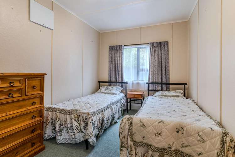 15 Scarp Street Karitane_10