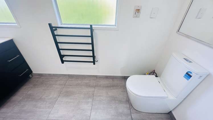 151 Bleakhouse Road Mellons Bay_22