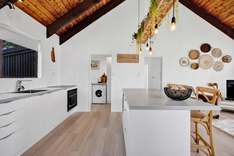 9 Pohutukawa Drive Opunake_18