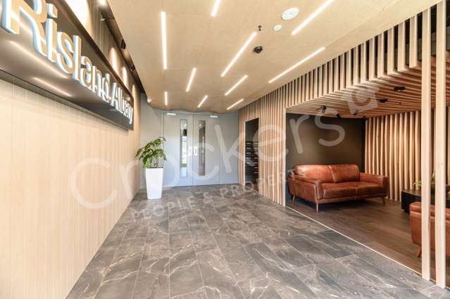 A214/2 Munroe Lane 10862_1