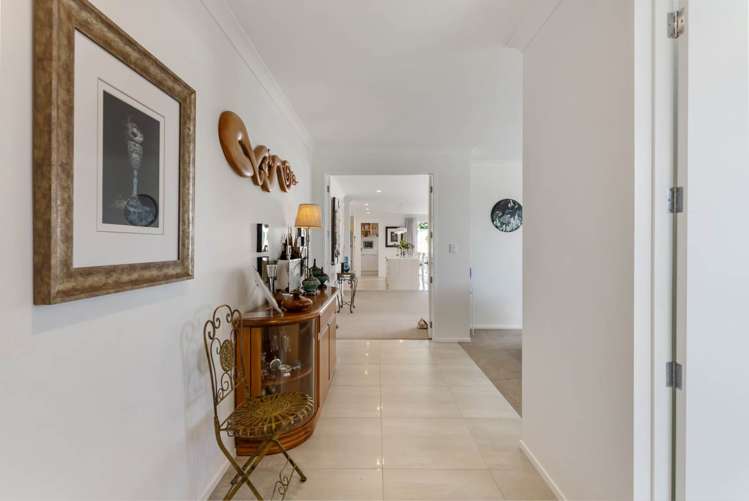17 Lydiard Place Beachlands_29
