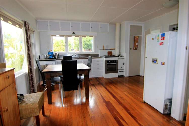 49 Aorangi Road Paeroa_3