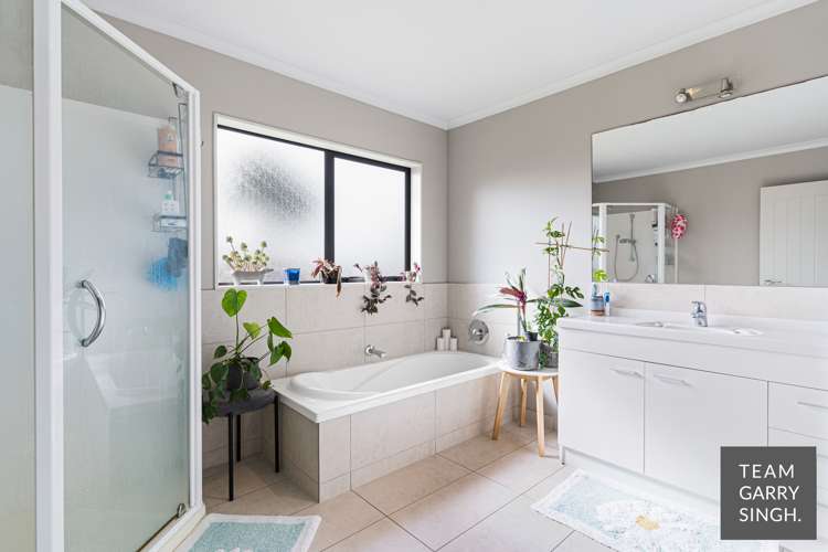 34 Norm Pellow Drive Manurewa_11