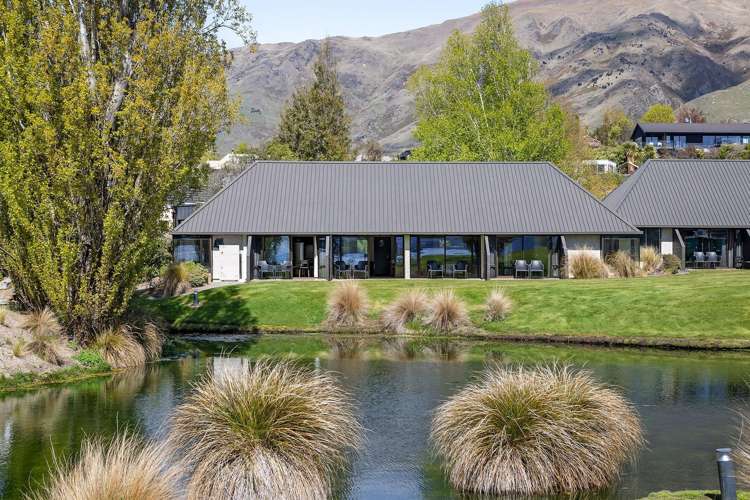 711 - 712 Edgewater Resort, 54 Sargood Drive Wanaka_15