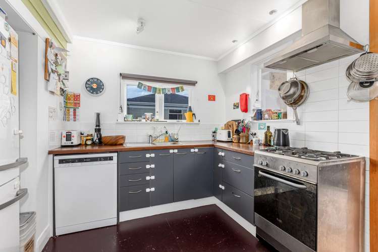 152 Russell Terrace Berhampore_9