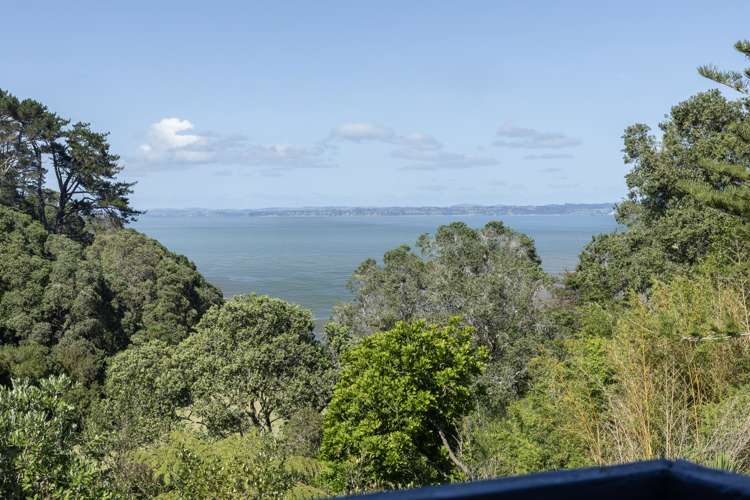 64 Gilletta Road Mount Roskill_1