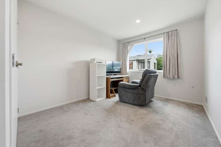 82C Moore Street Howick_18