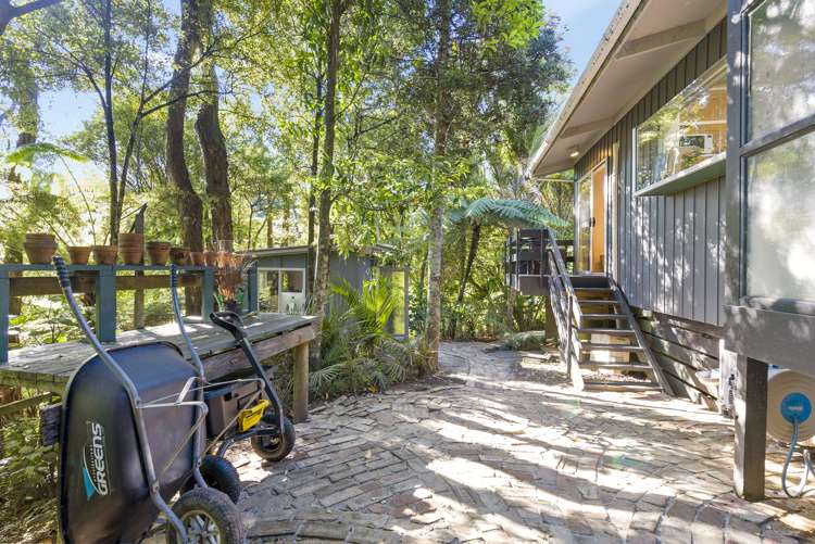45 Tainui Road Titirangi_21