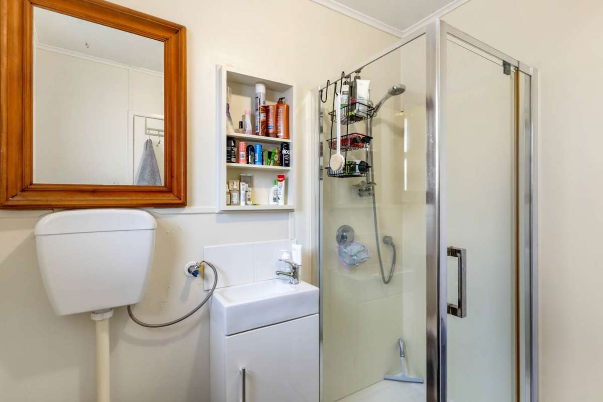 29A & 29B Morvern Road_4