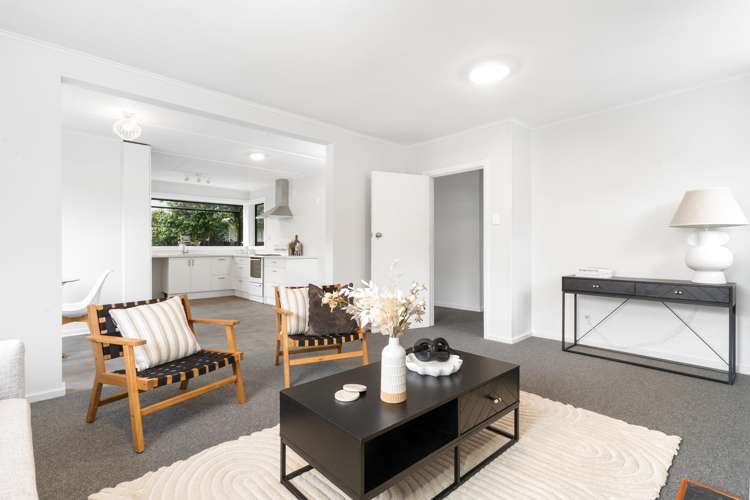 81 Carisbrooke Street Aranui_2