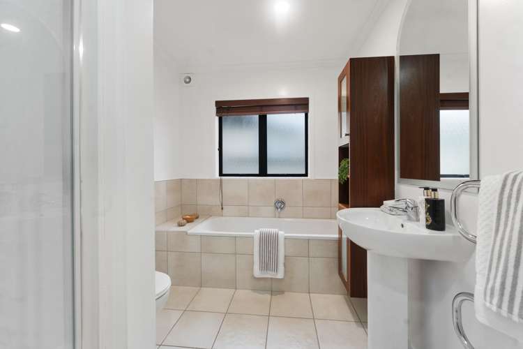 1A Whitby Crescent Mairangi Bay_19