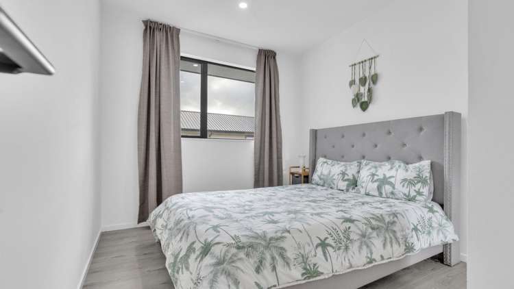 35 Graeme Foote Street Darfield_12
