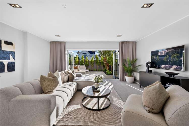 1/11 Cecil Road Milford_32