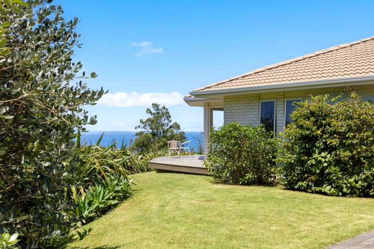 172 Cape Rodney Road Leigh_17