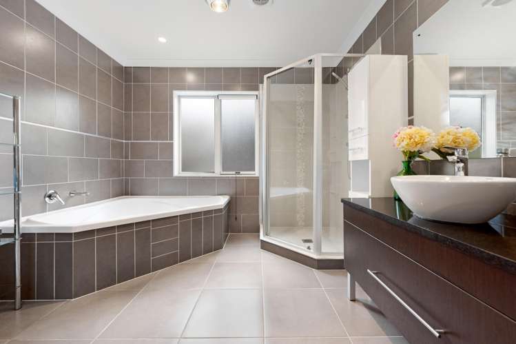 42 Shelter Drive Greenhithe_16