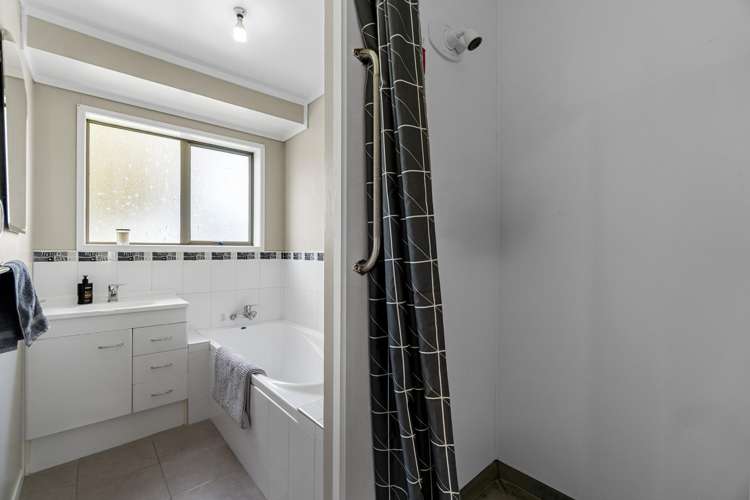 2 Sheridan Crescent Cambridge_11