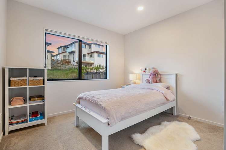 8 Arran Point Parade Millwater_20