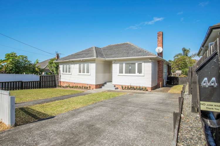 44 Arawa Street New Lynn_17