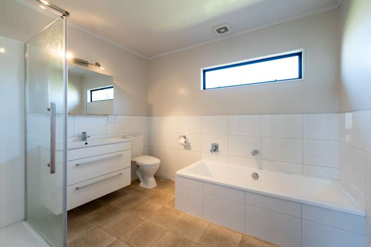 12 Atlanta Grove Brooklyn_9