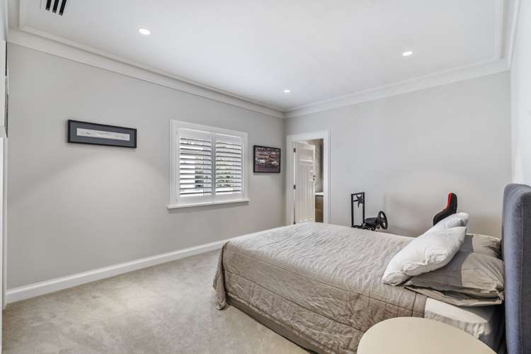 52 Paritai Drive Orakei_16