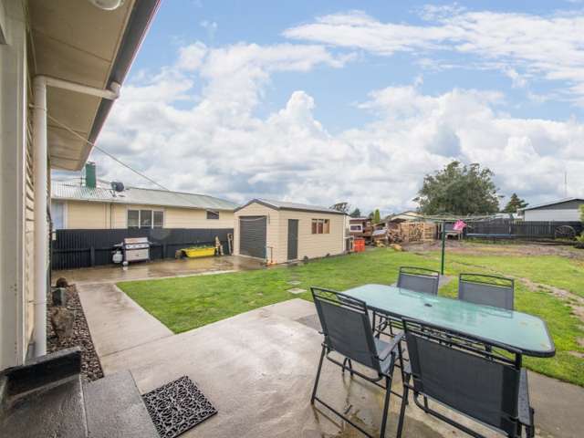 19 Collins Crescent Feilding_1