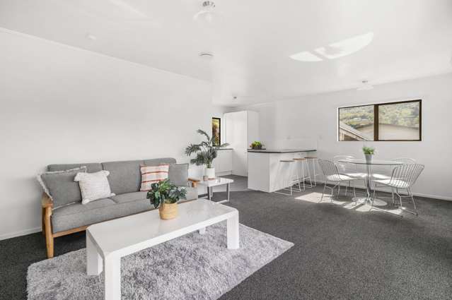 18a Grayson Avenue Mangakakahi_2