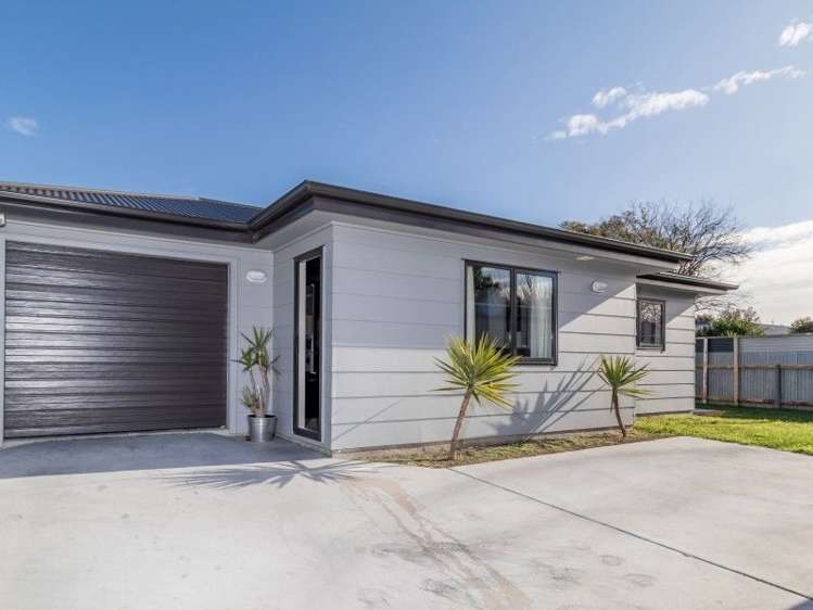 29a Wycliffe Street Onekawa_0