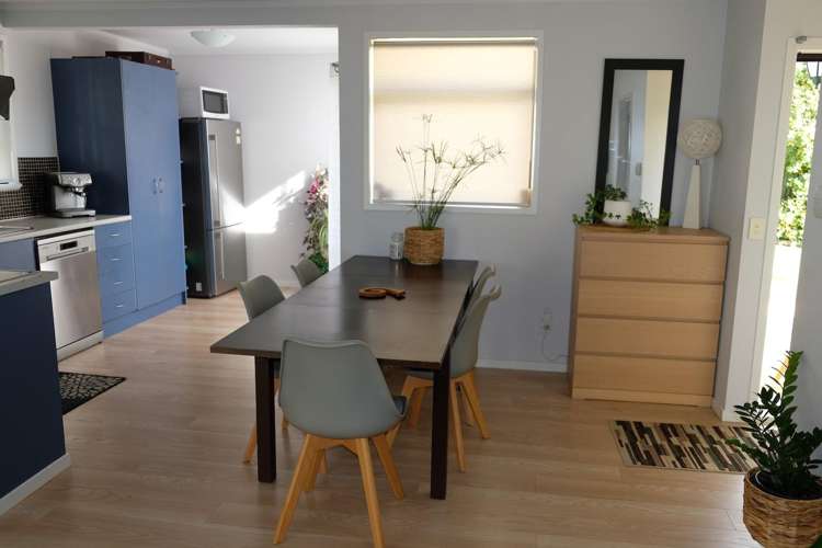 1 Titchener Street New Lynn_9