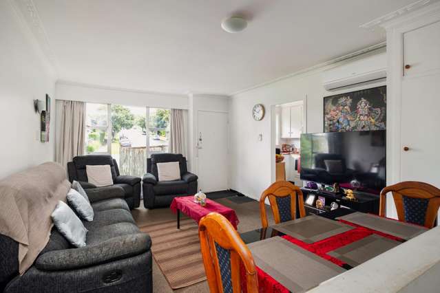 77 Richardson Road Mt Albert_4