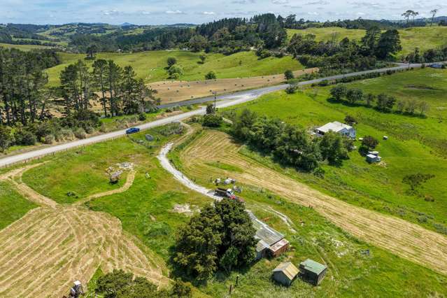 9 Petley Road Paparoa_4