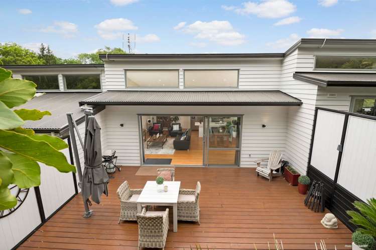 2-30B Kempthorne Crescent_0