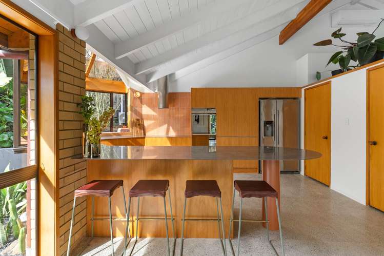 7 Happeace Lane Titirangi_1