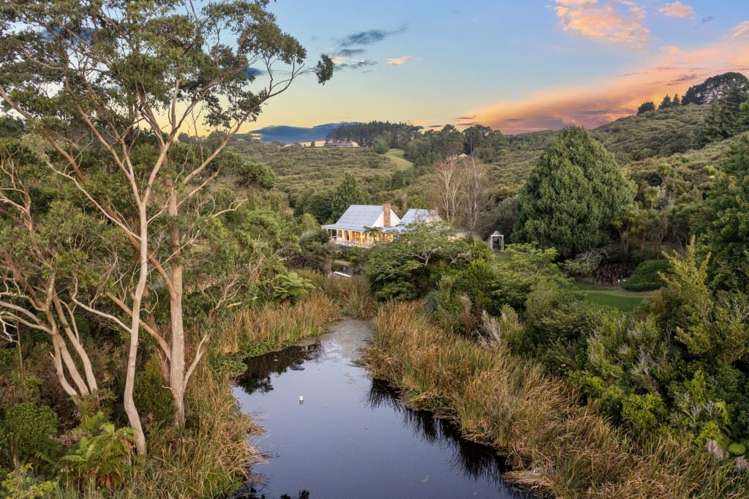 611 Horseshoe Bush Road Waitoki_12