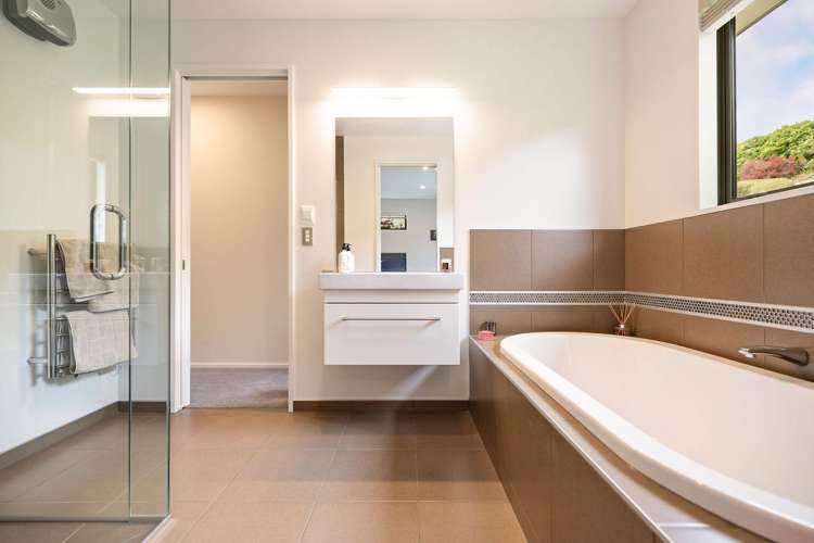 44 Springbank Grove Lower Shotover_14