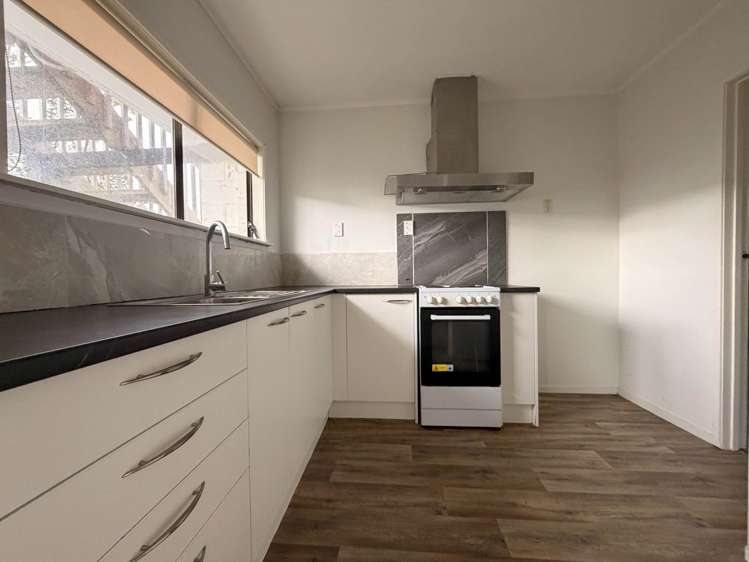 2a/150 Bucklands Beach Road_0