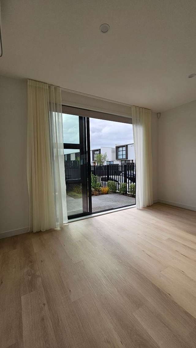 1/25 Freeland Avenue Mount Roskill_1