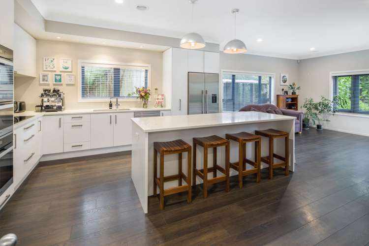 2 Handly Grove Churton Park_5