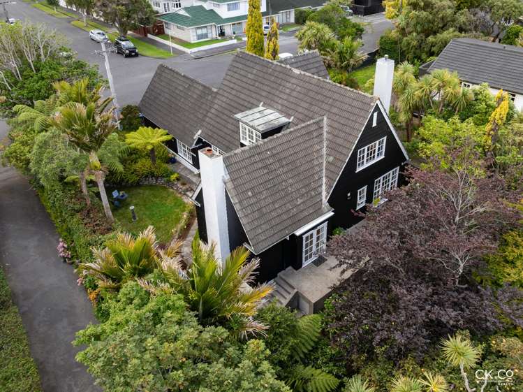 14 Willoughby Street Woburn_26