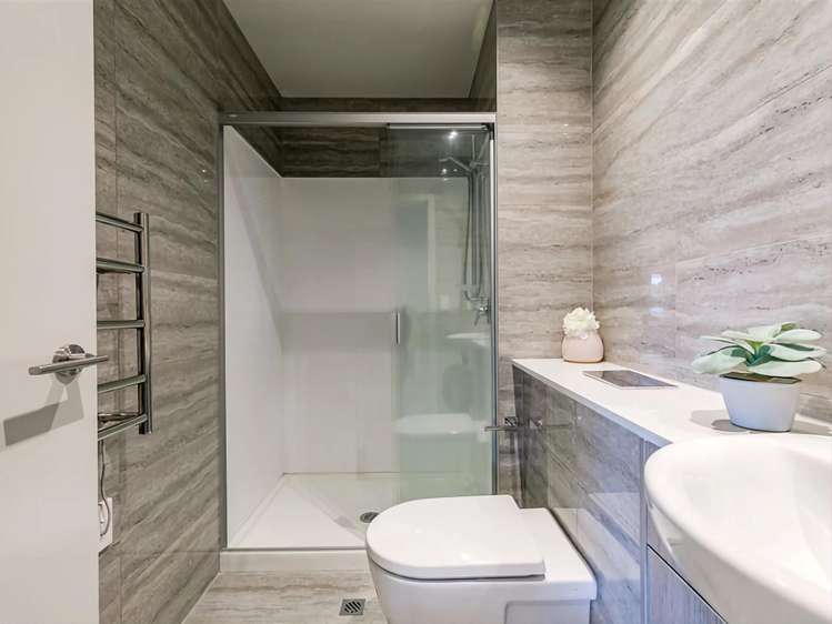 401/1 Rose Garden Lane Albany_13