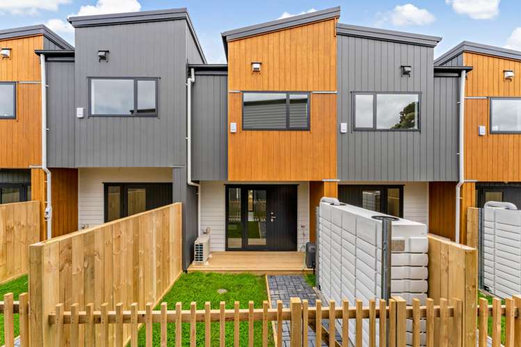 2/300 Great North Road Henderson_19