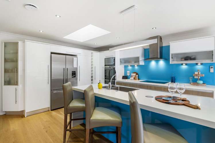 12 English Oak Drive Schnapper Rock_10